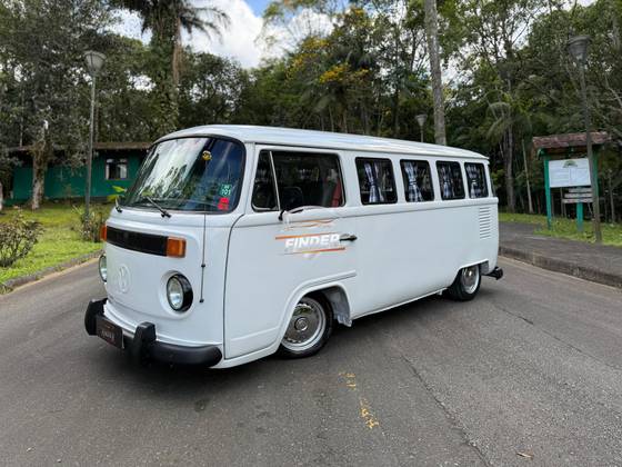 VOLKSWAGEN KOMBI 1.6 MI STD 8V GASOLINA 3P MANUAL VOLKSWAGEN KOMBI 1.6 MI STD 8V GASOLINA 3P MANUAL